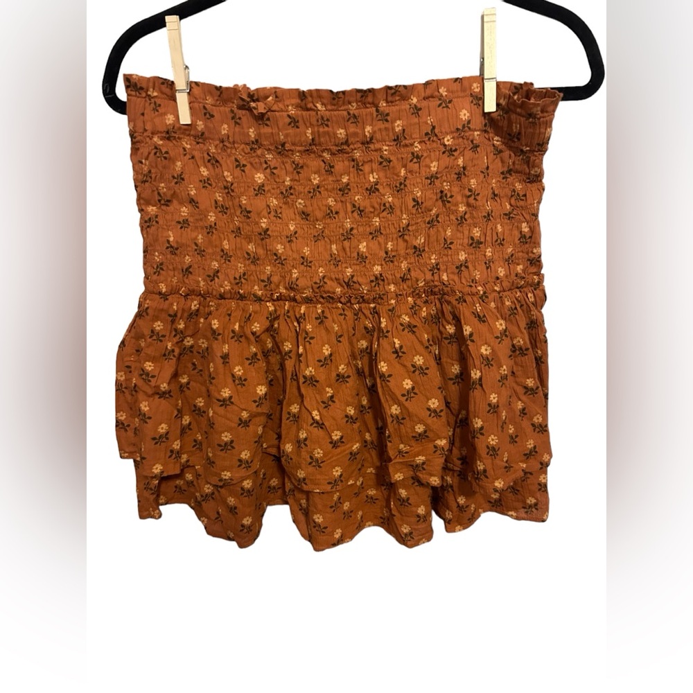 Madewell Smocked Pull-On Tiered
Mini Skirt in Wild
Calendula Block-Print size M